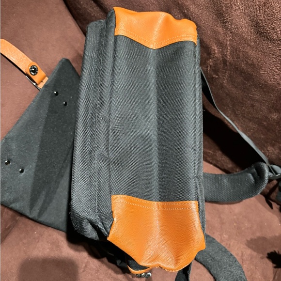 Modoker Vintage Laptop Backpack for Women or Men with USB Charging Port - Black - Picture 6 of 11